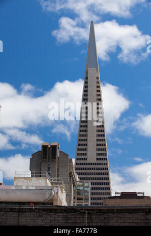 Perspective de la Chine Ville de Transamerica building à San Francisco Banque D'Images