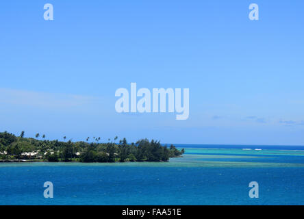 Vue sur le lagon de Moorea sur un bateau de croisière, Polynésie française. Banque D'Images