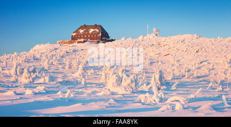 Paysage d'hiver dans les montagnes de Karkonosze, Pologne Banque D'Images