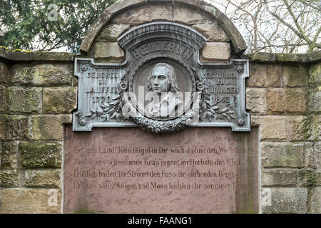 Mémorial dédié à la poète allemand Friedrich progressif hoelderlin montrant un portrait du poète, lauffen am neckar, baden-wuerttember Banque D'Images