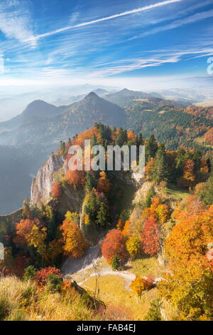 Montagnes Pieniny, vue de Trzy Korony Peak, Pologne Banque D'Images