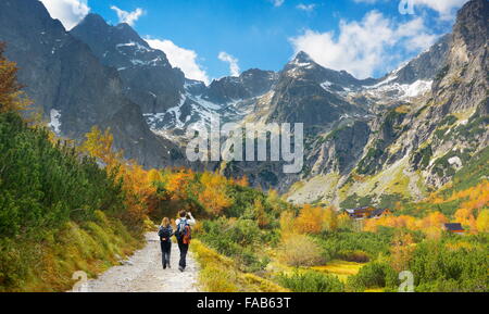 Automne dans la vallée de Kiezmarska, montagnes Tatra, Slovaquie Banque D'Images