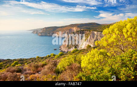 L'île de Zakynthos, Grèce - Mer Ionienne, falaise près de Keri Banque D'Images