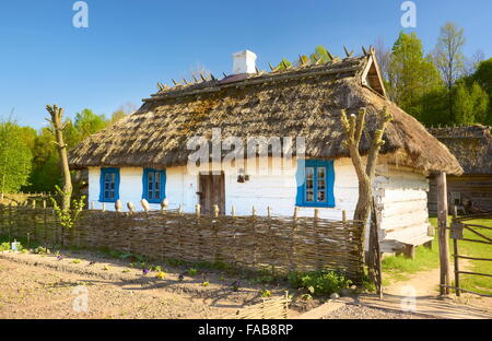 Budy-musée du village polonais Bialowieski, région du Parc National, Pologne Banque D'Images