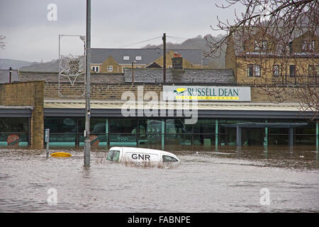 Calderdale, Mytholmroyd, West Yorkshire26th Décembre, 2015.Le lendemain des inondations. Banque D'Images