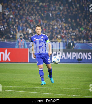 Kiev, UKRAINE - le 20 octobre 2015 : Le Capitaine John Terry de Chelsea en action pendant l'UEFA Champions League match contre FC Dynamo Ky Banque D'Images