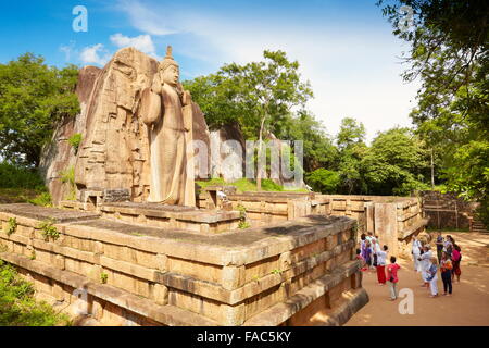 Sri Lanka - Anuradhapura, Statue Bouddha Aukana, Site du patrimoine mondial de l'UNESCO Banque D'Images
