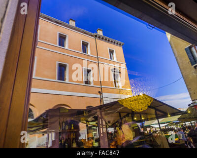 Vitrine de relections Mercato di Rialto de Venise, Italie Banque D'Images