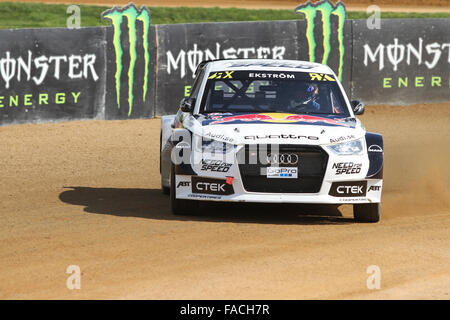 Mattias Ekstrom durs Audi S1 de l'équipe d'EKS dans du Monde FIA Rallycross Championship. Banque D'Images