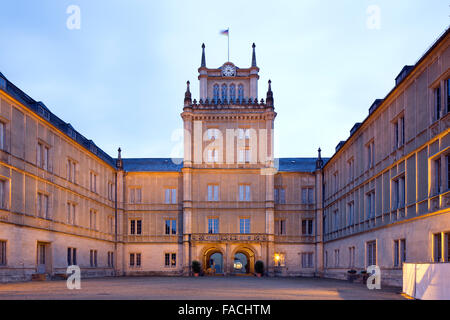 Ehrenburg Palace, cour au crépuscule, Cobourg, Haute-Franconie, Bavière, Allemagne Banque D'Images