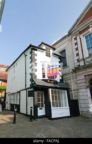 Le marché Cross House ('Crooked House') à Windsor, Berkshire, England, UK Banque D'Images