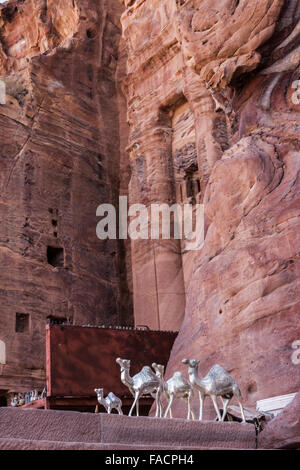 L'ancienne ville nabatéenne de Petra, Jordanie, Moyen-Orient Banque D'Images