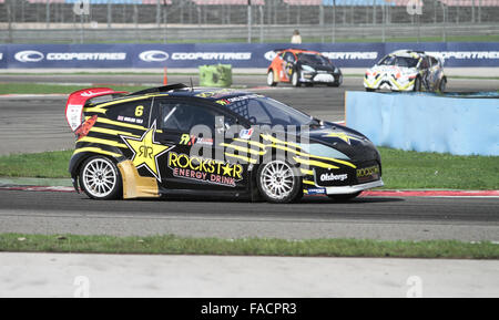 Tom Onslow Cole durs RXLites Olsbergs MSE de voiture dans l'équipe du Championnat du Monde FIA Rallycross. Banque D'Images