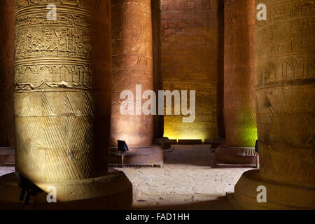 L'Egypte - Edfou, Temple d'Horus, l'intérieur du temple Banque D'Images