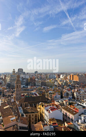 Valence, Espagne. Vue sur la ville depuis la tour Micalet ou Torre del Micalet aka El Miguelete. Banque D'Images