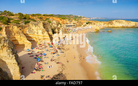 Plage de l'Algarve près de Albufeira, Portugal Banque D'Images