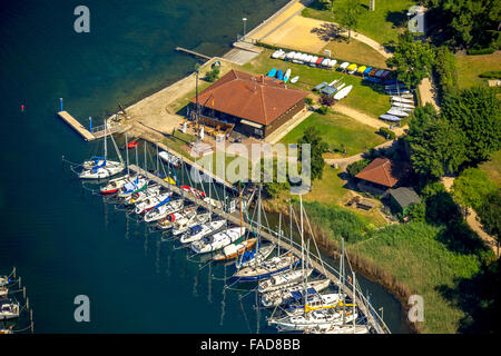 Vue aérienne, Hôtel Neustädter Segler Verein eV, Neustadt in Holstein, bateaux à voile en ligne, voile dock, mâts, club de voile, Banque D'Images