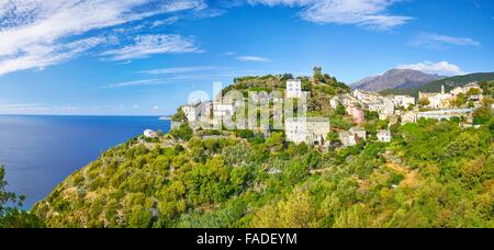 Nonza, petit village de montagne, Cap Corse, Corse, France Banque D'Images