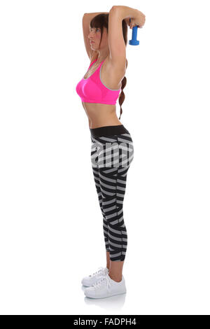 Femme à la formation d'entraînement sportif de l'épaule arrière vue latérale du corps complet triceps isolé sur fond blanc Banque D'Images