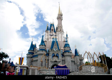 Château de Cendrillon au Magic Kingdom de Disney Banque D'Images