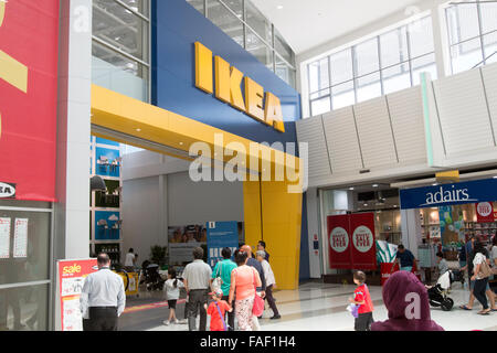 L'entrée du magasin de meubles IKEA à Rhodes shopping centre à Sydney, Nouvelle-Galles du Sud, Australie Banque D'Images