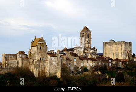 Chauvigny, France, ville médiévale, à partir de l'Est. Banque D'Images