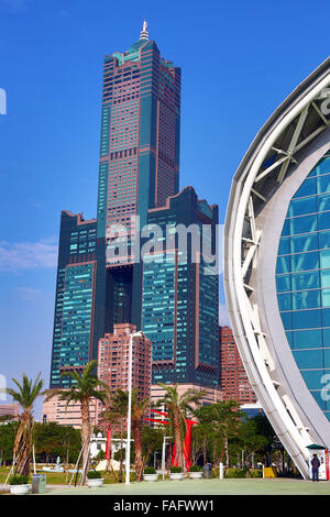 Centre d'exposition et de Kaohsiung 85 Sky Tower Hotel, Kaohsiung, Taiwan Banque D'Images