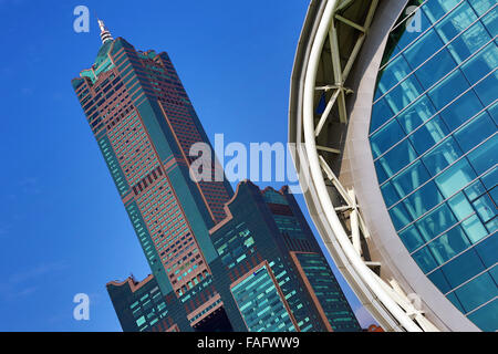 Centre d'exposition et de Kaohsiung 85 Sky Tower Hotel, Kaohsiung, Taiwan Banque D'Images