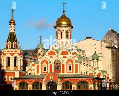 Belle Cathédrale de Kazan sur la Place Rouge à Moscou Banque D'Images