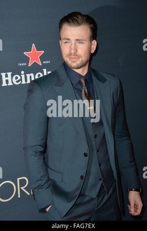 LOS ANGELES, CA - 2 septembre, 2015 : l'acteur/réalisateur Chris Evans au Los Angeles première de son film 'avant' à l'Arclight Theatre, à Hollywood. Banque D'Images