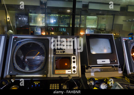 Salle de contrôle radar prises à RAF Neatishead, Norfolk, radar de défense aérienne de la RAF Museum. Banque D'Images