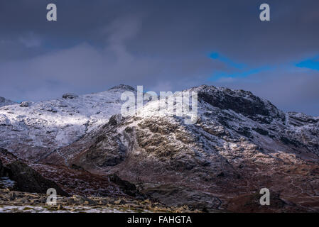 Pike O'Blisco , Blake Rigg et le Wrynose Pass Banque D'Images