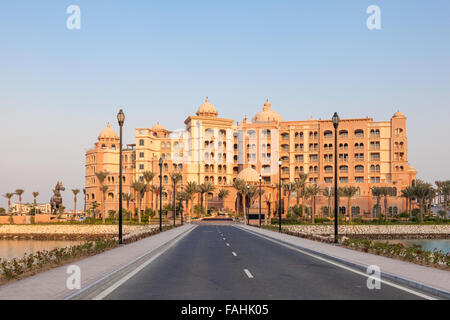 Donne Cours de Marsa Kempinski Hotel à Doha, Qatar Banque D'Images