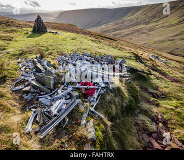 L'épave de la DEUXIÈME GUERRE MONDIALE, la Force aérienne canadienne bombardier Wellington à Waun R 1465 Gigi dans les Brecon Beacons South Wales UK Banque D'Images