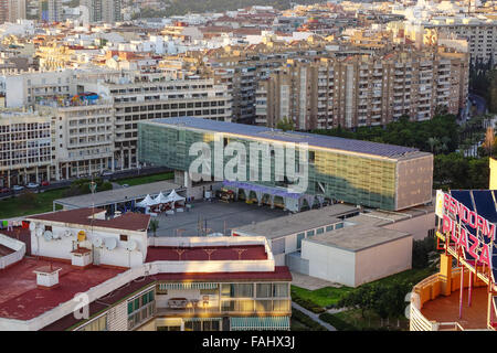 Province Alicante Benidorm, Costa Blanca, Espagne. Hôtel de ville et Hôtel Benidorm Plaza Ayuntamiento de Benidorm Banque D'Images