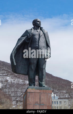 Statue de Lénine sur la Place Lénine à Petropavlovsk-Kamchatskiy, Kamchatka, Fédération de Russie. Banque D'Images