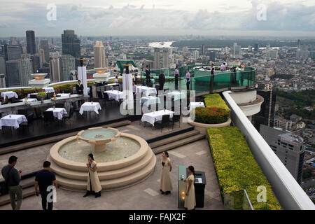 Vue panoramique et viws landcape de Bangkok du Sirocco toit. La Thaïlande. L'Asie, Bangkok, capitale, Centara Grand, rivière Chao Praya, Banque D'Images