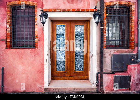 Façade de maison sur l'île de Burano, province de Venise Banque D'Images