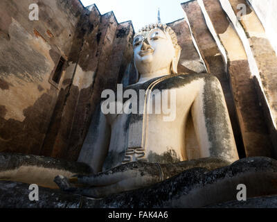 Bouddha assis, Wat Sri Chum, Sukhothai Historical Park, UNESCO World Heritage Site, Mueang Kao, Sukhothai, Thaïlande Banque D'Images