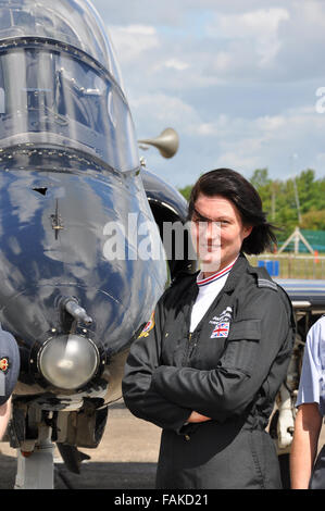 Juliette Fleming (maintenant Williams) est photographié ici quand elle a pris le rôle de la RAF's Hawk jet solo display pilote de 2011. Royal Air Force femmes Banque D'Images