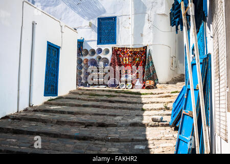 Street dans la ville de Sidi Bou Said, Tunisie Banque D'Images