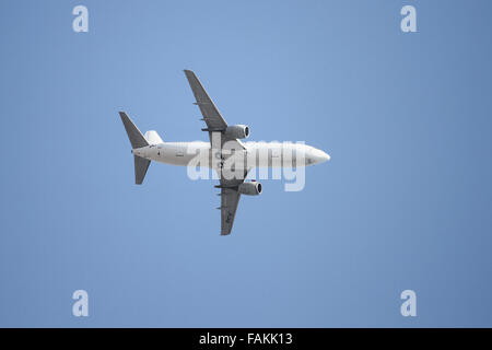 L'aviation Boeing 737-46Jordanie J (CN 27826/2694) décolle à l'aéroport Sabiha Gökçen. Banque D'Images