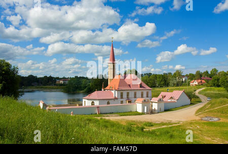 La Russie, Moscow - Juillet 11, 2012 : palais du roi en terre Prioratskiy Pavel I en Gatchina dans environs de Saint-Pétersbourg. Banque D'Images