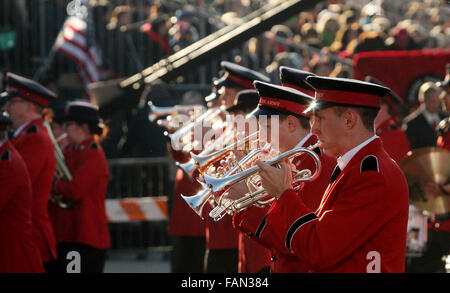 En Iowa, États-Unis. 1er janvier 2016. Des scènes de la 127ème Rose Parade de Pasadena, Californie vendredi 1 janvier 2016. Le thème de cette année était, ''trouver votre aventure. Credit : Quad-City Times/ZUMA/Alamy Fil Live News Banque D'Images