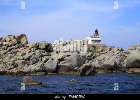 Le phare sur l'île Lavezzi, corse. Banque D'Images