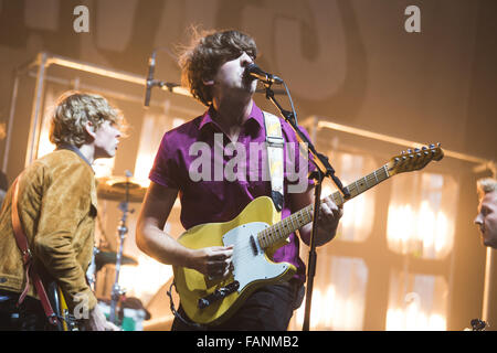 30 août 2015 - Circa vagues effectuer sur scène, au jour 3 du Festival de Leeds, 2015 © Myles Wright/ZUMA/Alamy Fil Live News Banque D'Images