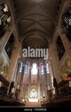 À l'intérieur de la Cathédrale Saint John the Divine à New York City, USA. Cathédrale Saint-Jean le Divin, dit être la plus grande cathédrale du monde, Manhattan, New York City, New York, USA Banque D'Images