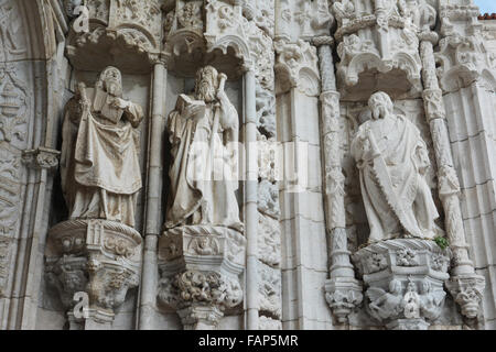 Les Saints et les prophètes dans un détail de l'incredibile Jerominos portail du monastère de Belém, près de Lisbonne Banque D'Images