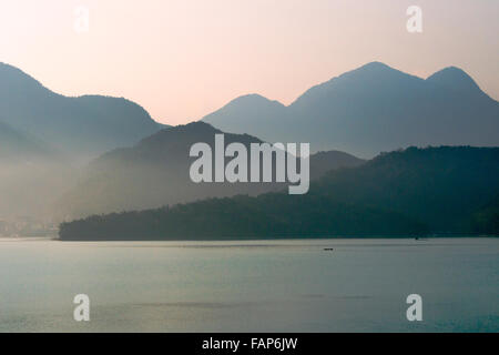 Paysage de Sun Moon Lake, Taiwan Banque D'Images