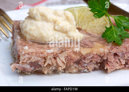 Fédération de l'aspic est un plat d'hiver traditionnel Banque D'Images